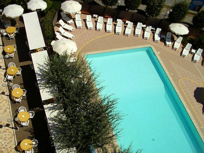 Hotel Nettuno Cervia Dış mekan fotoğraf